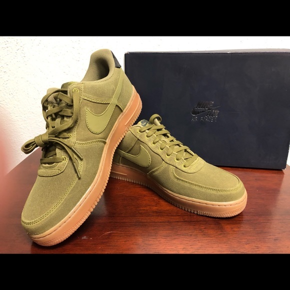 Air Force 1 - Picture 3 of 6